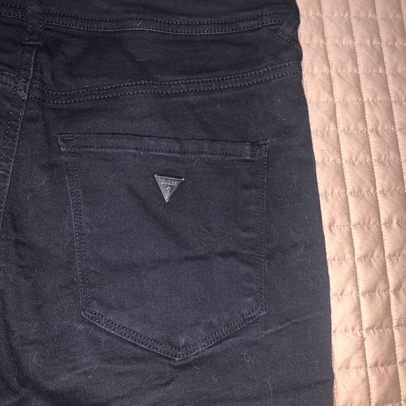 Guess shorts - Picture 4 of 5